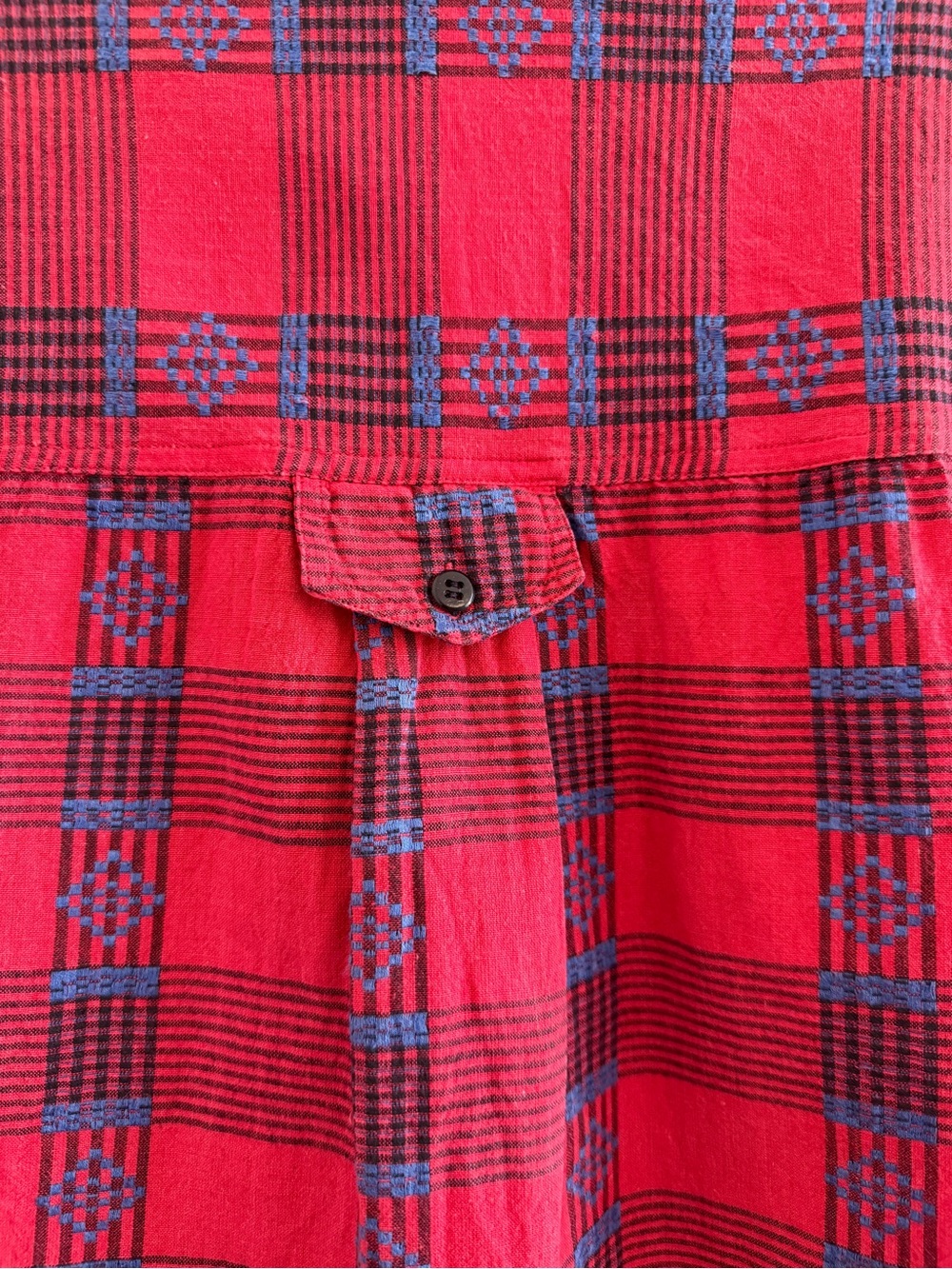 Cabin Creek Vintage Red and Blue Plaid Short-Sleeve Button-Down Shirt - Picture 8 of 14